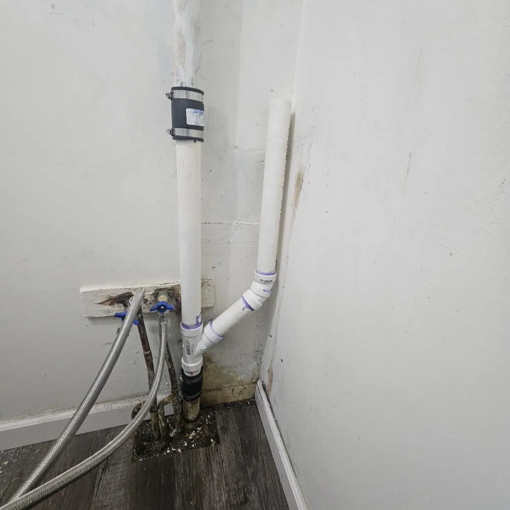 Slide of K&Dee Hauling & Remodeling