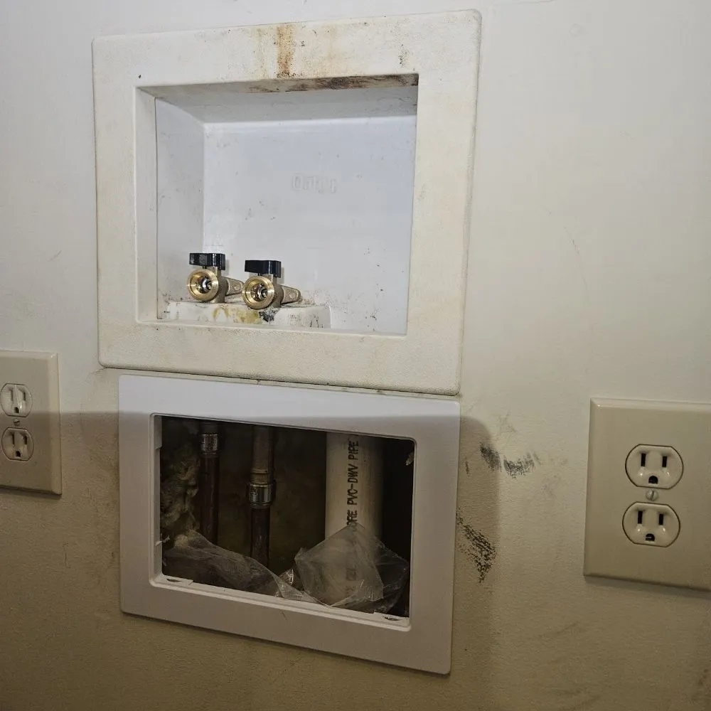 Slide of K&Dee Hauling & Remodeling