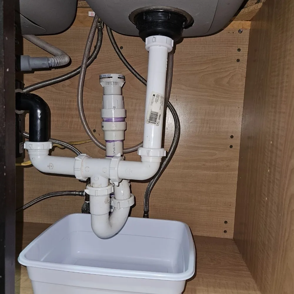 Slide of K&Dee Hauling & Remodeling