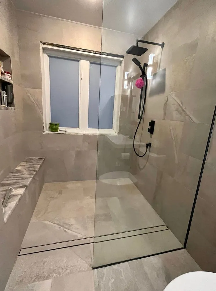 Slide of Kelvyn Park Plumbing Services