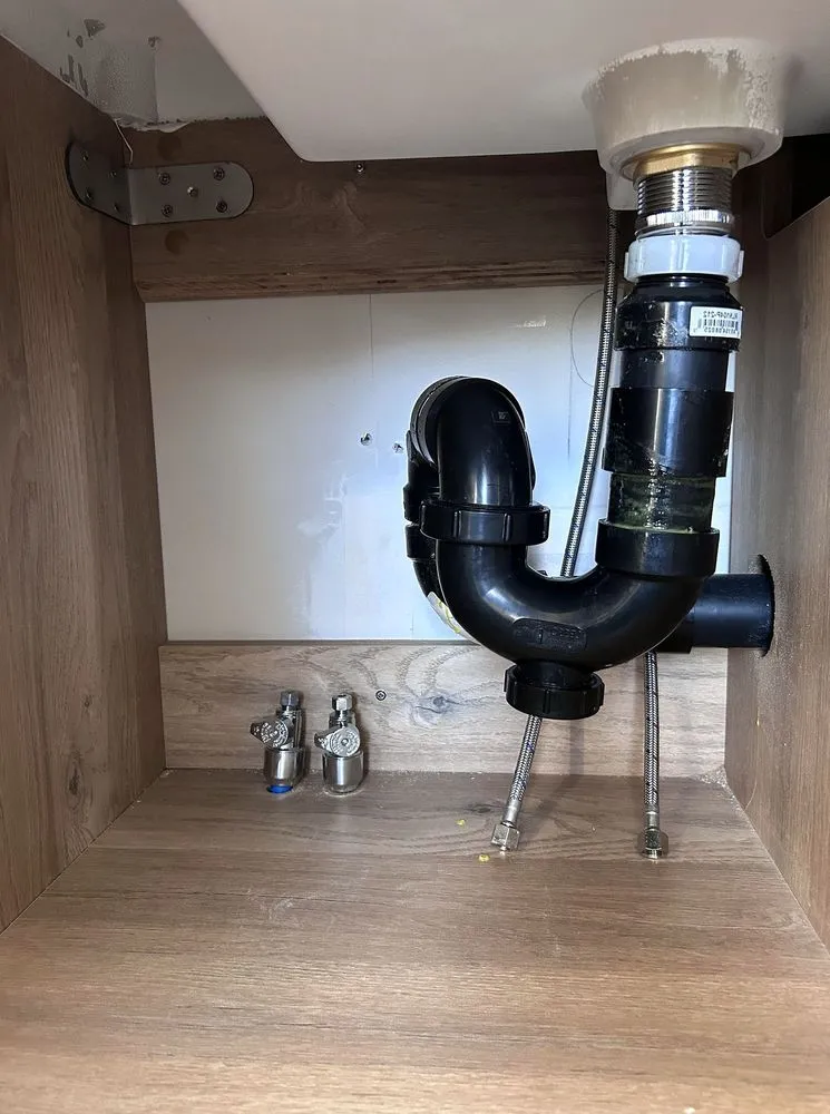 Slide of Kelvyn Park Plumbing Services