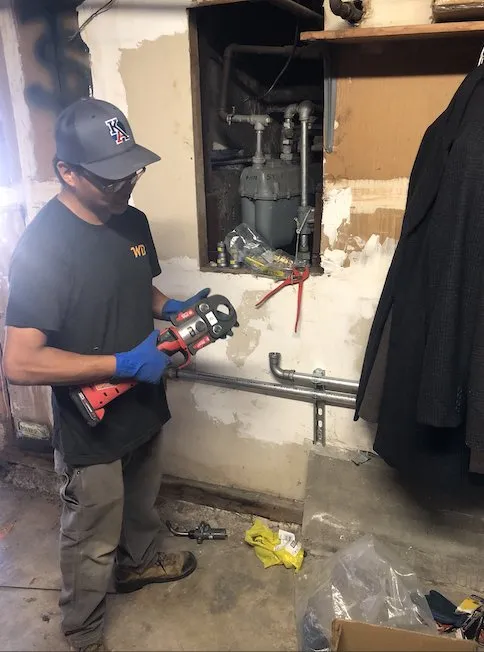 Slide of Kenneth Asire Plumbing