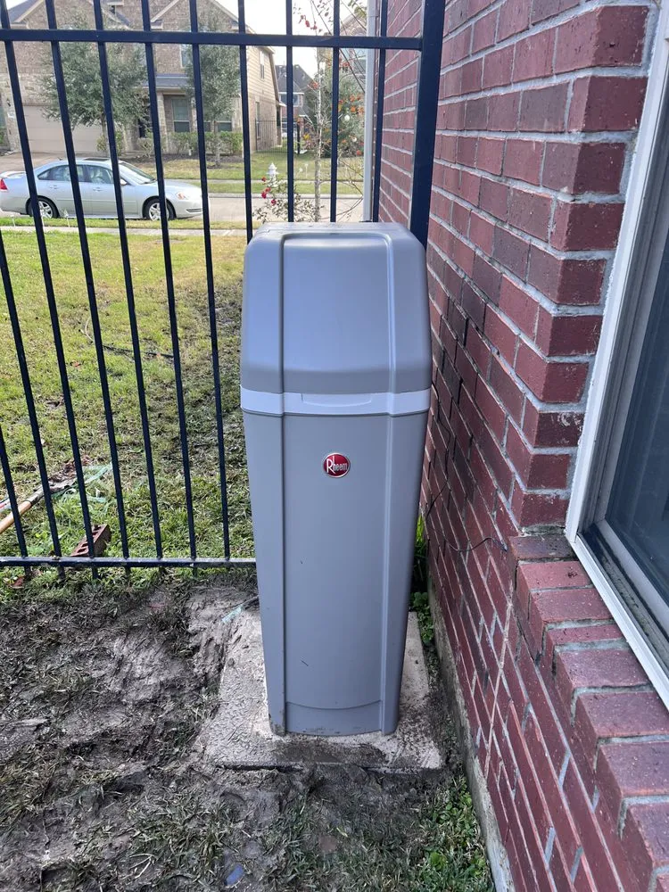 Slide of Kenneth's Plumbing Service 