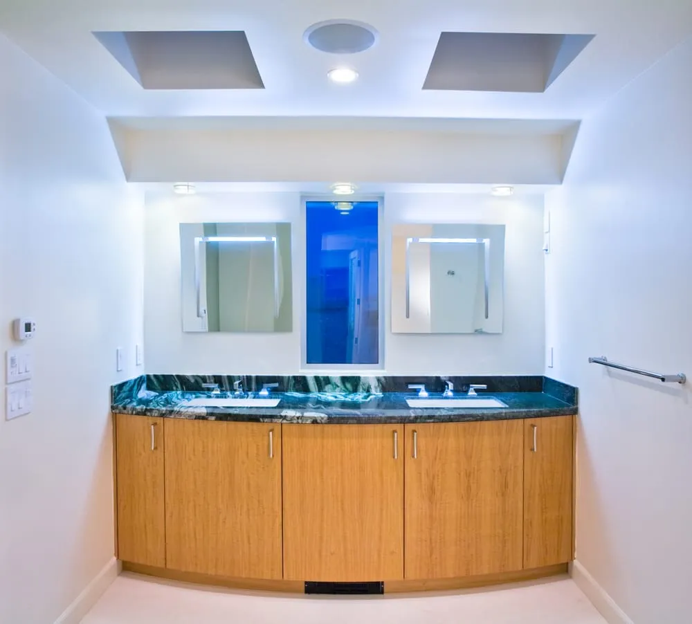 Slide of KENZ Plumbing