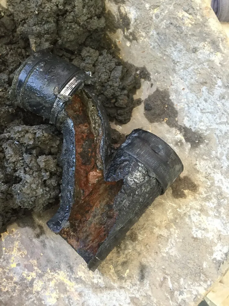 Top-rated plumbing repair service in Canoga Park, CA - Kerrygold Plumbing