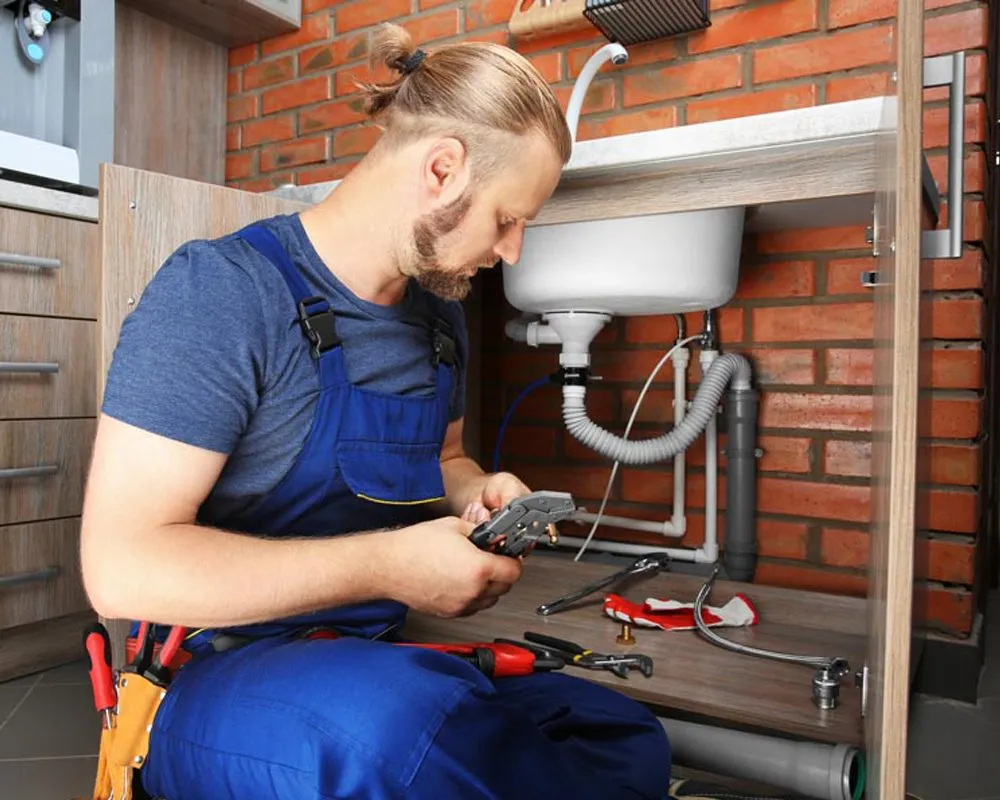 Slide of Kevin Rooter Services