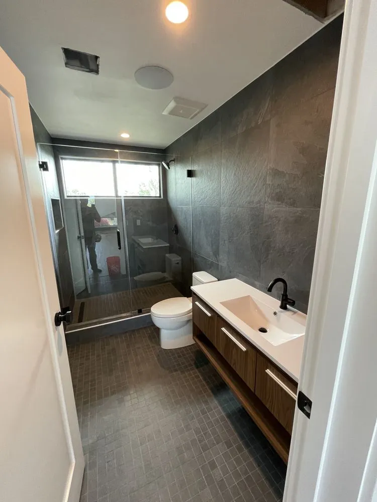 Slide of Kevin's Contract & Remodeling