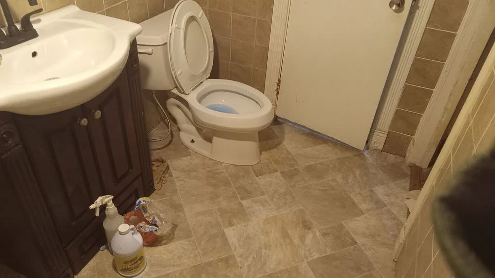 Slide of Kevin's home and lawn repair