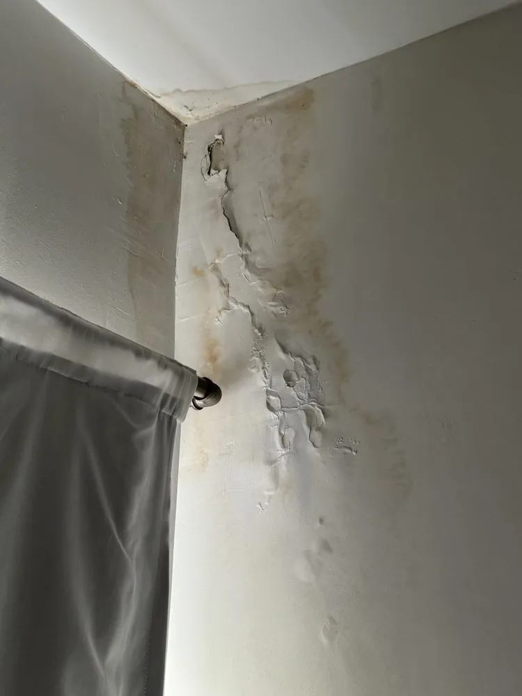 Slide of Keys Handyman