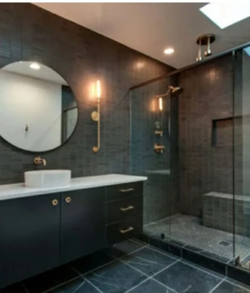 Slide of Kickd Plumbing