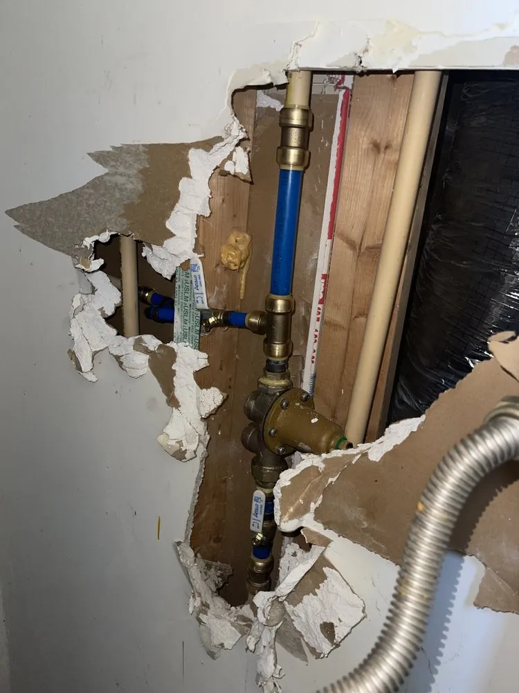 Slide of King 24HR Plumbing - temp
