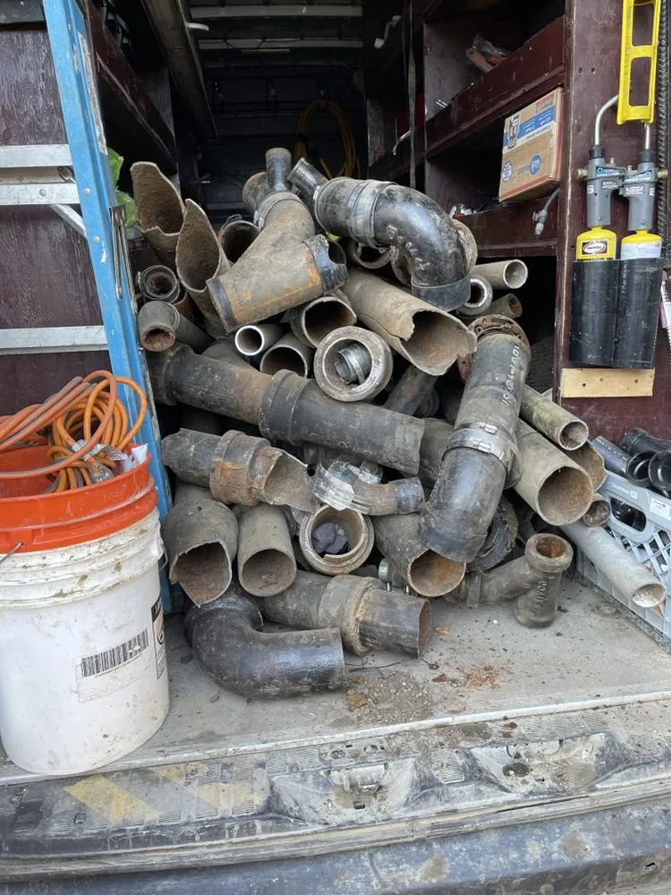 Slide of King Kong Plumbing