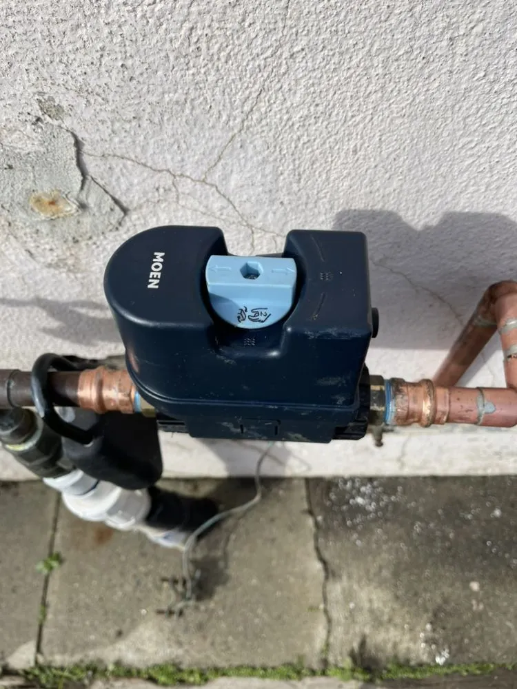 Slide of King Kong Plumbing