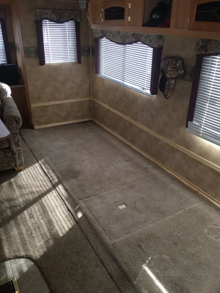 Slide of Kings' Mobile RV Service