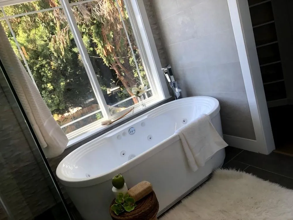 Slide of Kings Plumbing