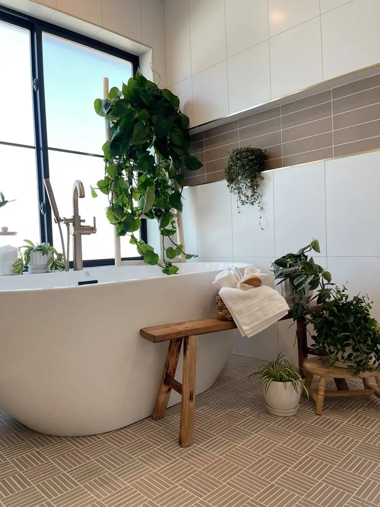 Slide of Kings Plumbing