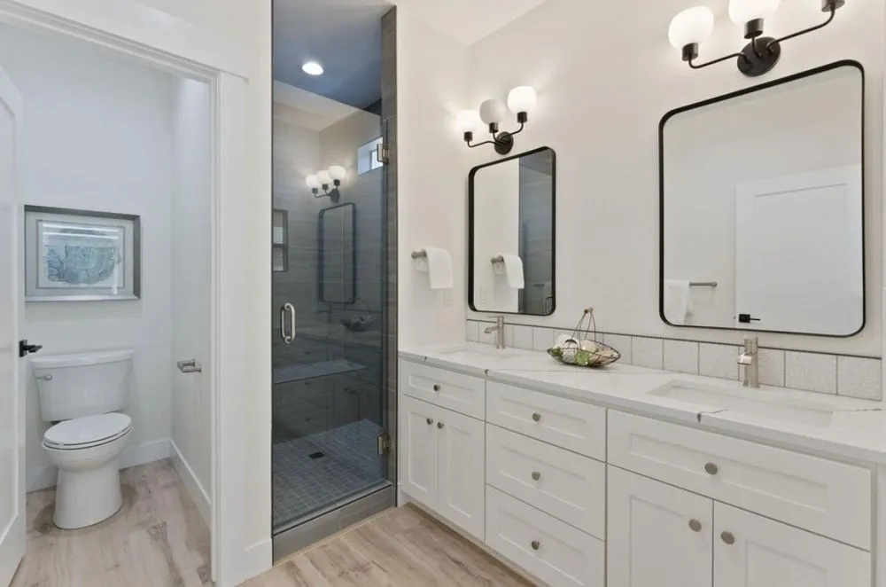 Slide of Kings Plumbing