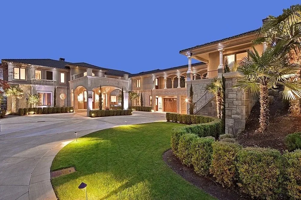 Slide of King's Pride Construction