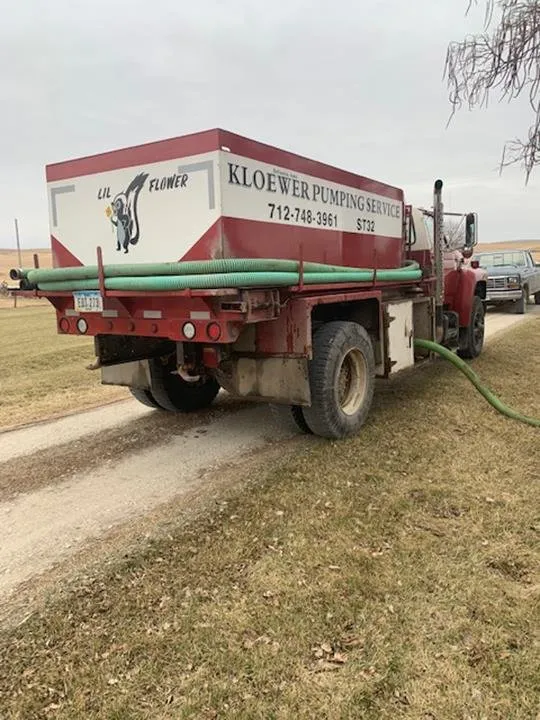 Emergency pipe repair in Defiance, IA by Kloewer Pumping Service
