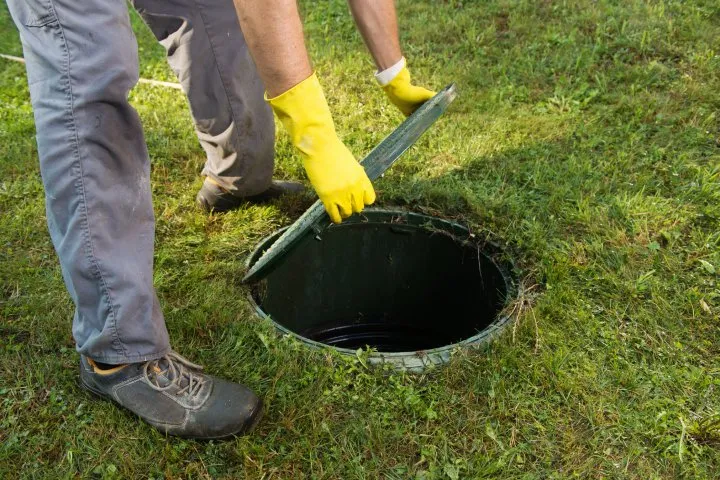 Top-rated drain cleaning service in Defiance, IA - Kloewer Pumping Service