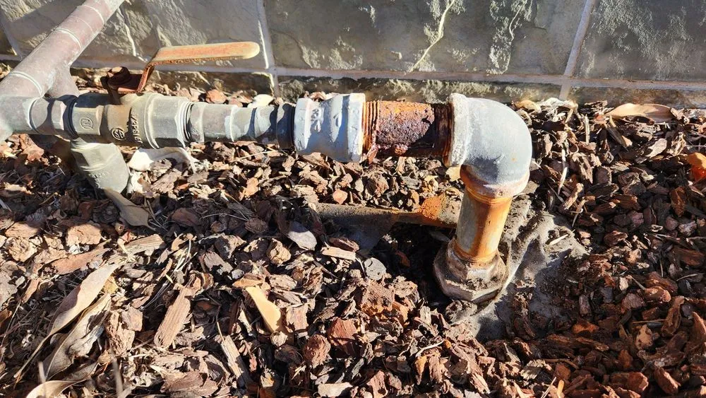 Slide of Knockout Plumbing & Repipe