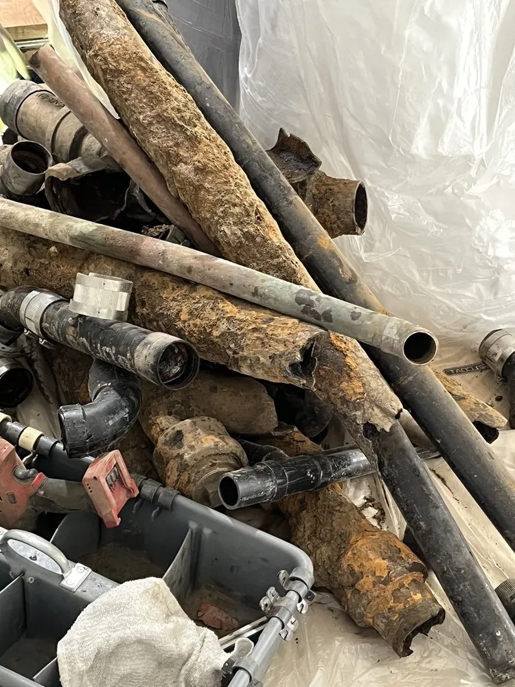 Slide of Knockout Plumbing & Repipe