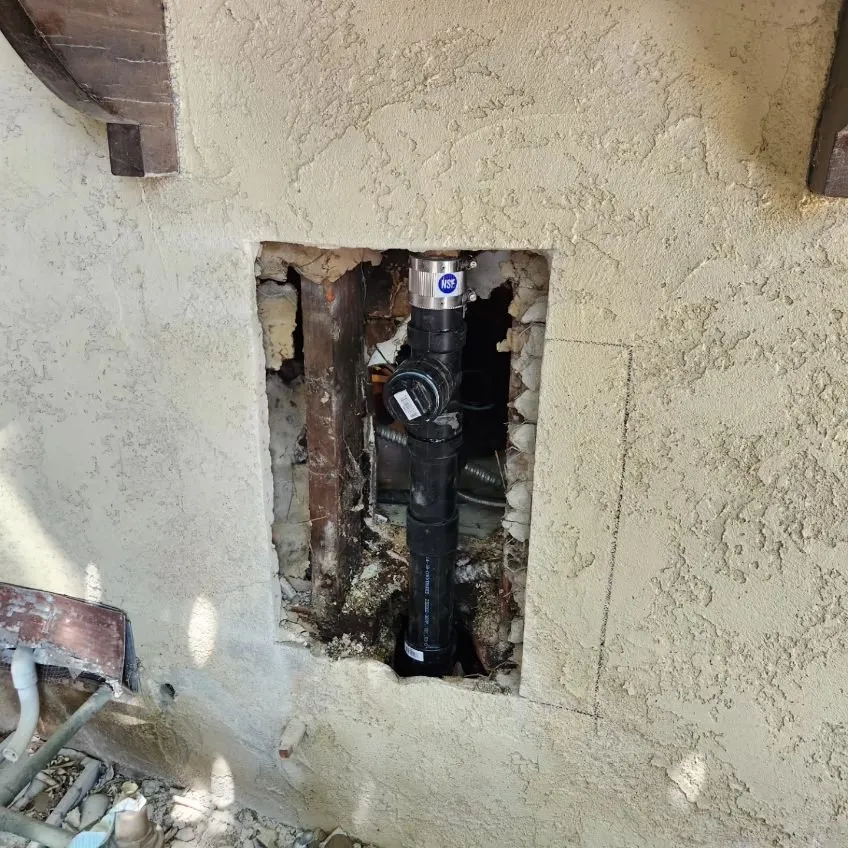 Quality water heater service experts serving Canoga Park, CA - K&P Rooter Service