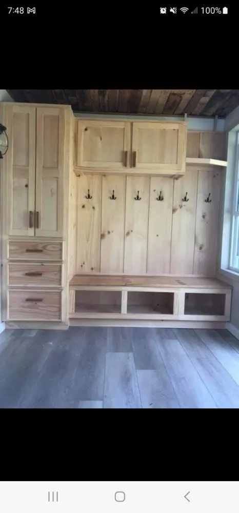 Slide of K&R Handy Services