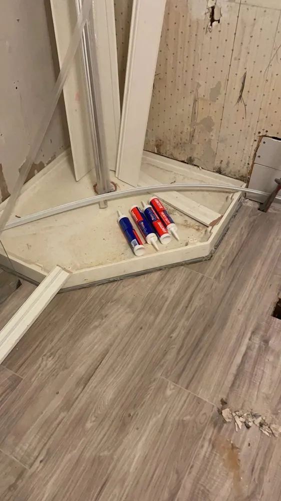 Slide of Kuzniks wood shop