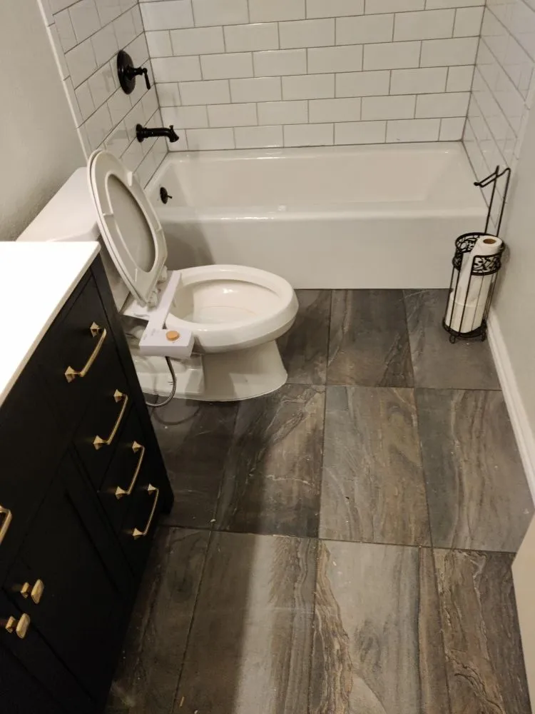 Slide of Kyzen Remodeling