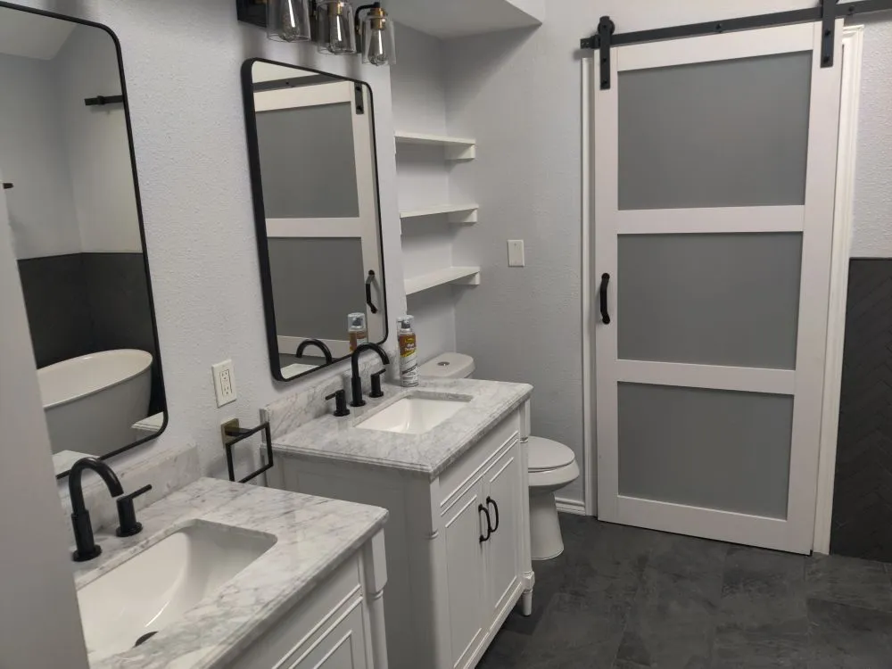 Slide of Kyzen Remodeling