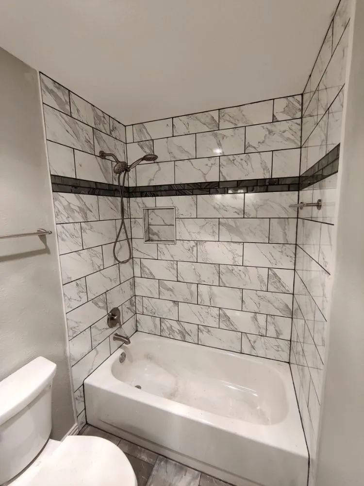 Slide of Kyzen Remodeling