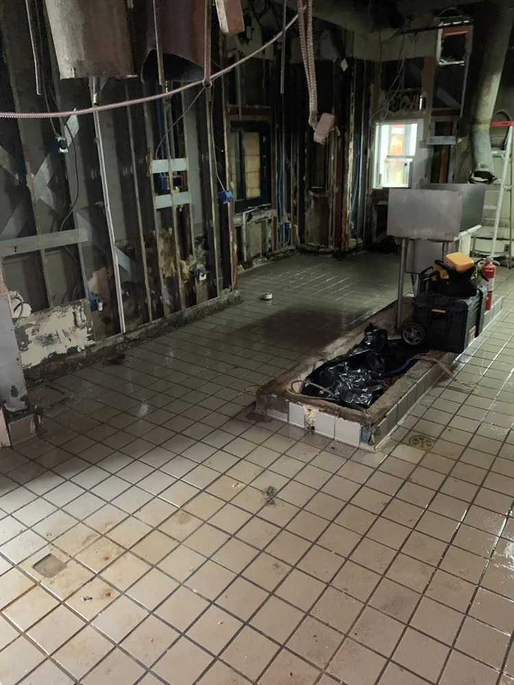 Slide of L & J Remodeling