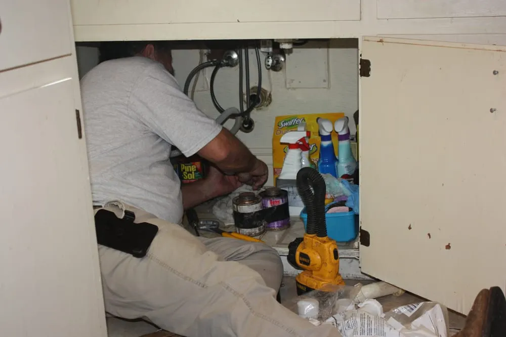 Slide of L & R Plumbing