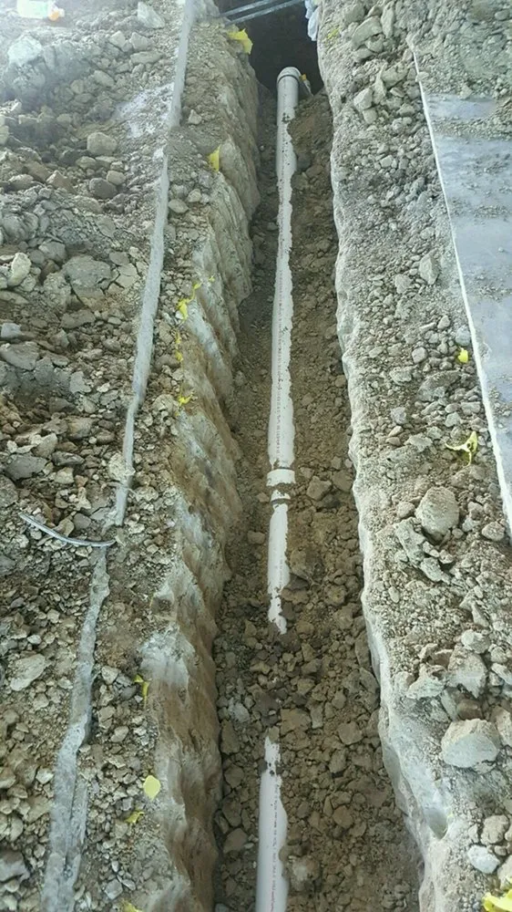 Expert pipe repair for homes in Magnolia, TX by L H & H Plumbing