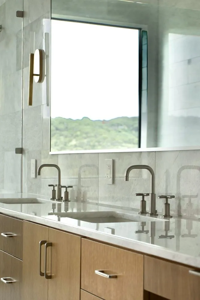 Slide of La Casita Plumbing