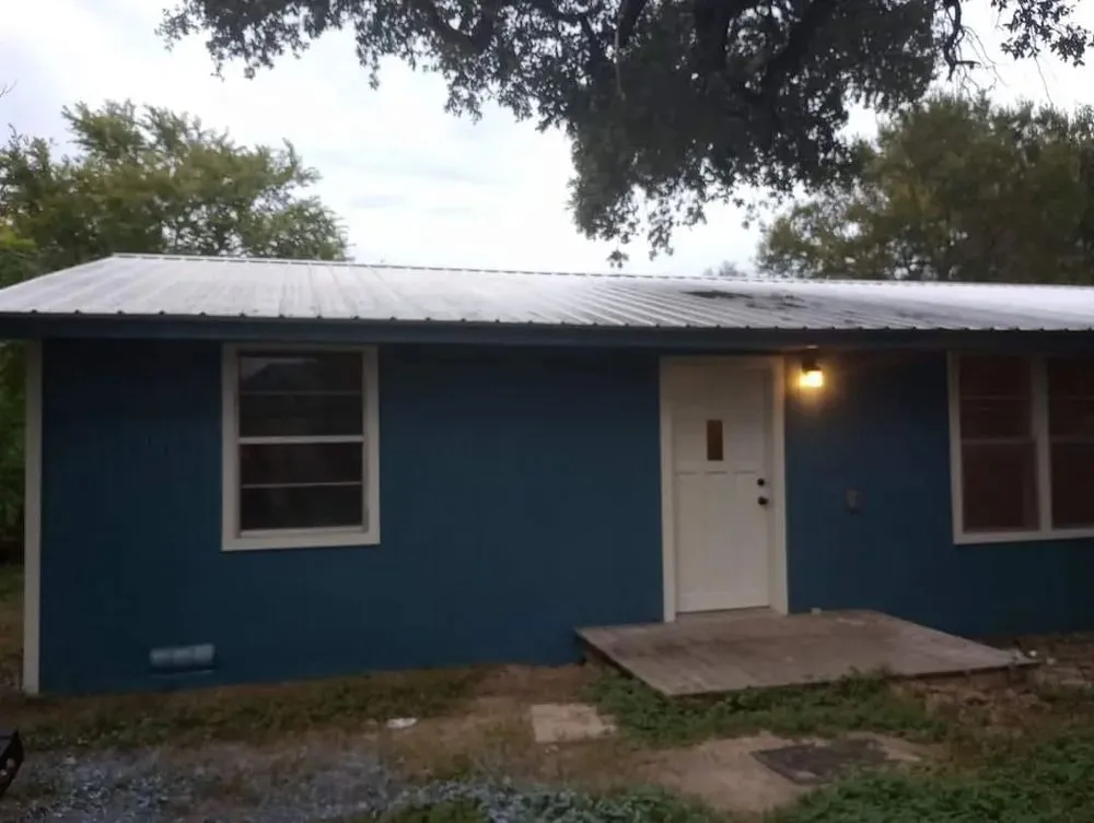 Professional plumbing repair in Belton, TX by L&A Montoya´s Lawn Care and Remodeling Services