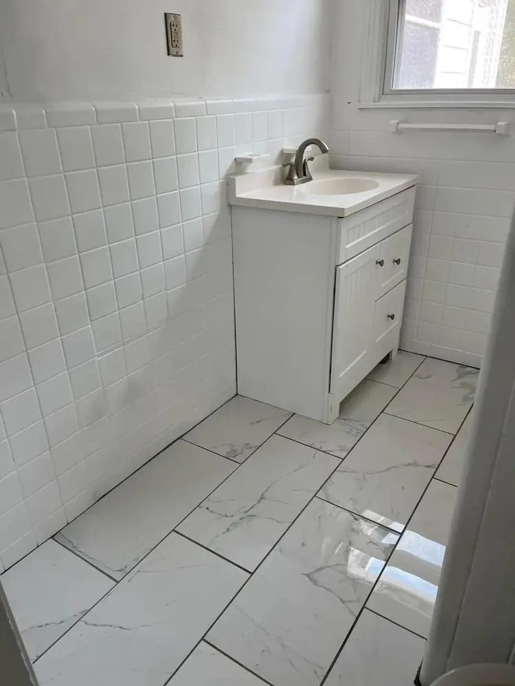 Slide of L&A Montoya´s Lawn Care and Remodeling Services