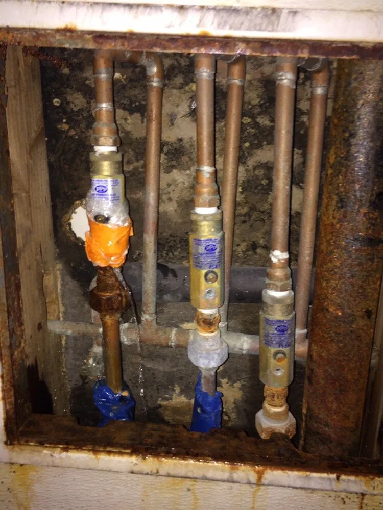 Slide of LA Plumbing & Hydro Jetting