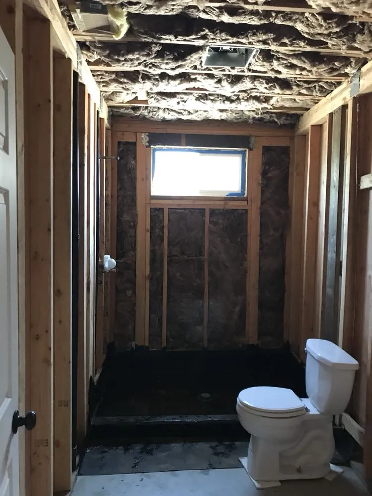 Emergency plumbing repair service in Van Nuys, CA - LA Plumbing and Builders
