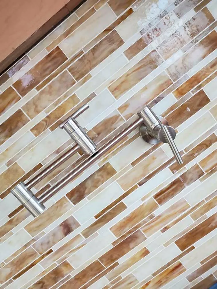 Slide of La Plumbing