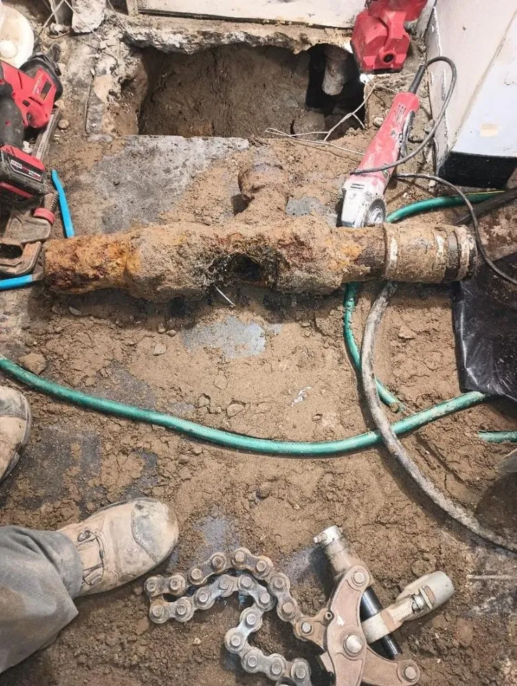 Slide of L.A to O.C Plumbing Pro