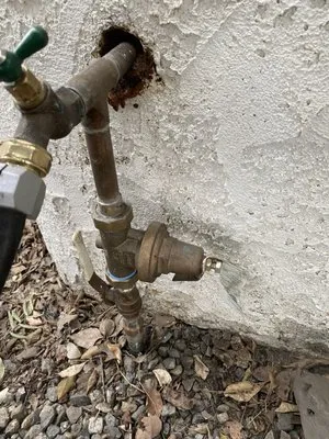 L.A to O.C Plumbing Pro Logo