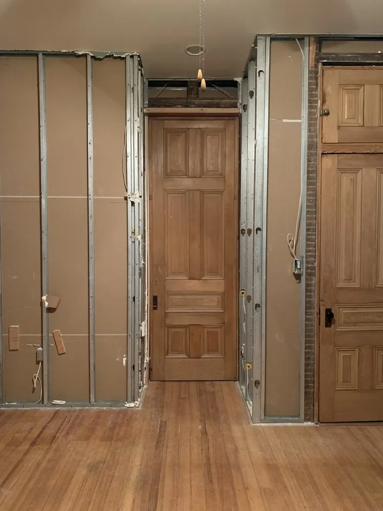 Slide of Ladue Handyman