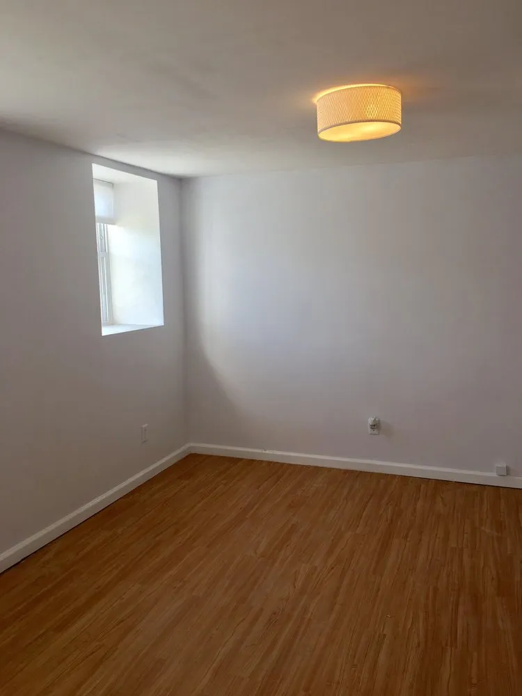 Slide of Ladue Handyman