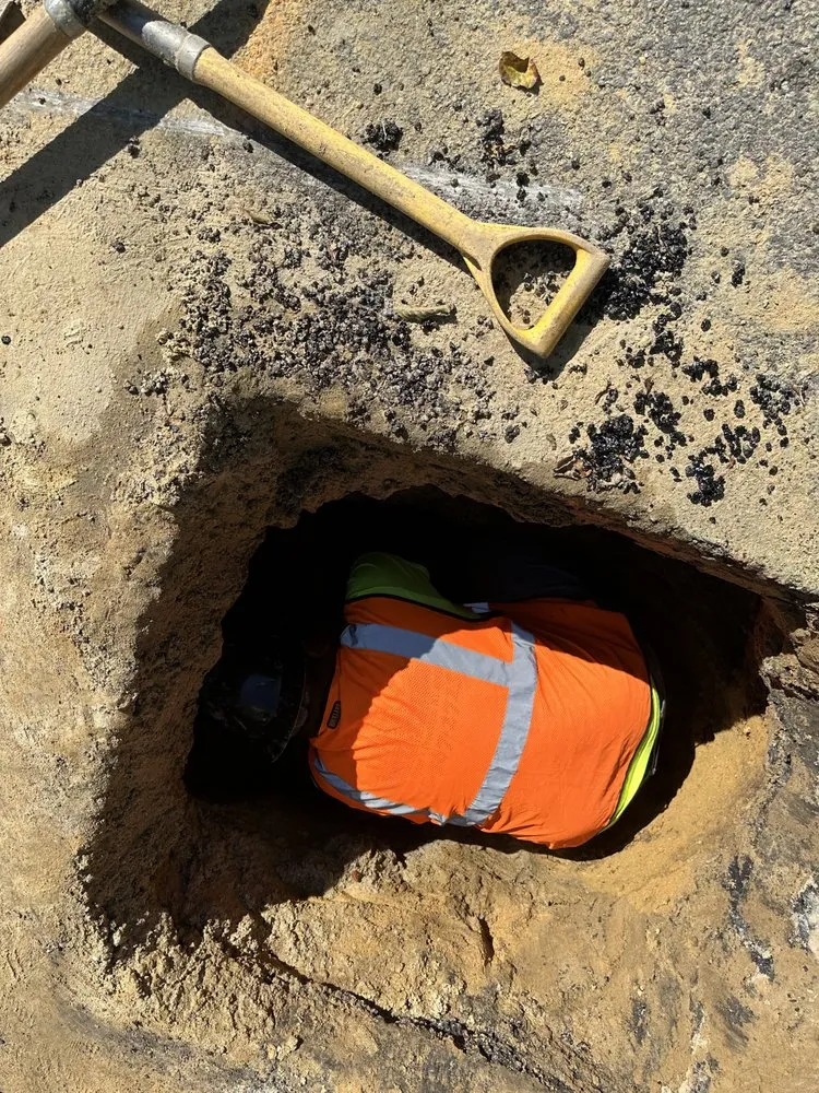 Slide of Lady Liberty Contracting