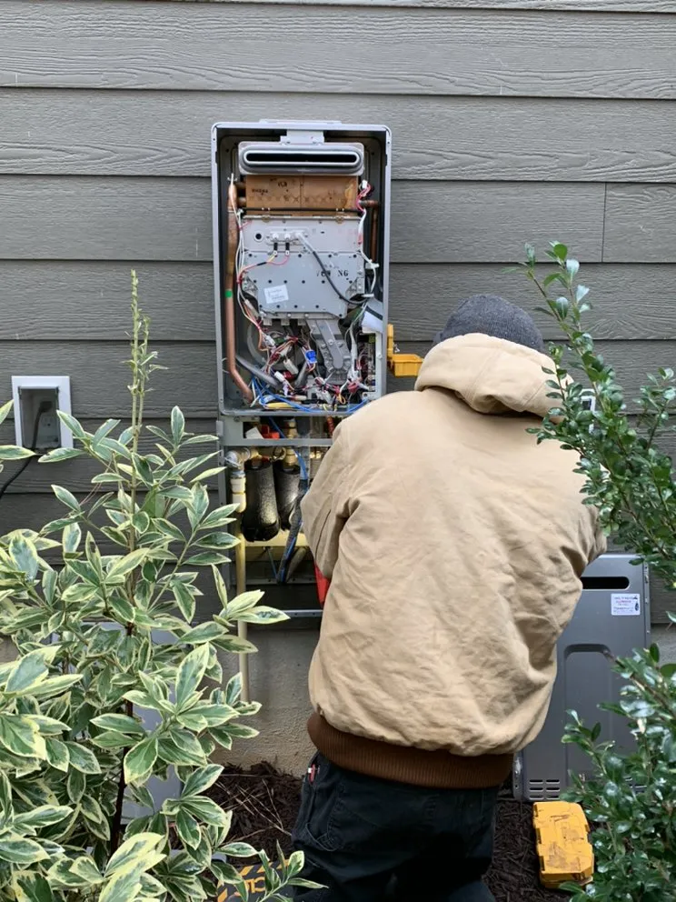 Top-rated water heater service for homes in Mooresville, NC by Lake Norman Plumber On Call