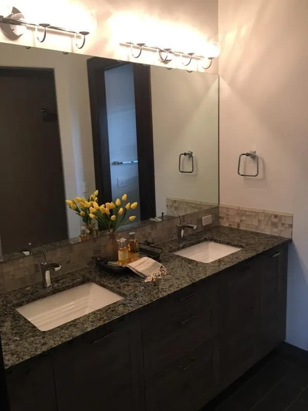 Slide of Lakeside Custom Plumbing