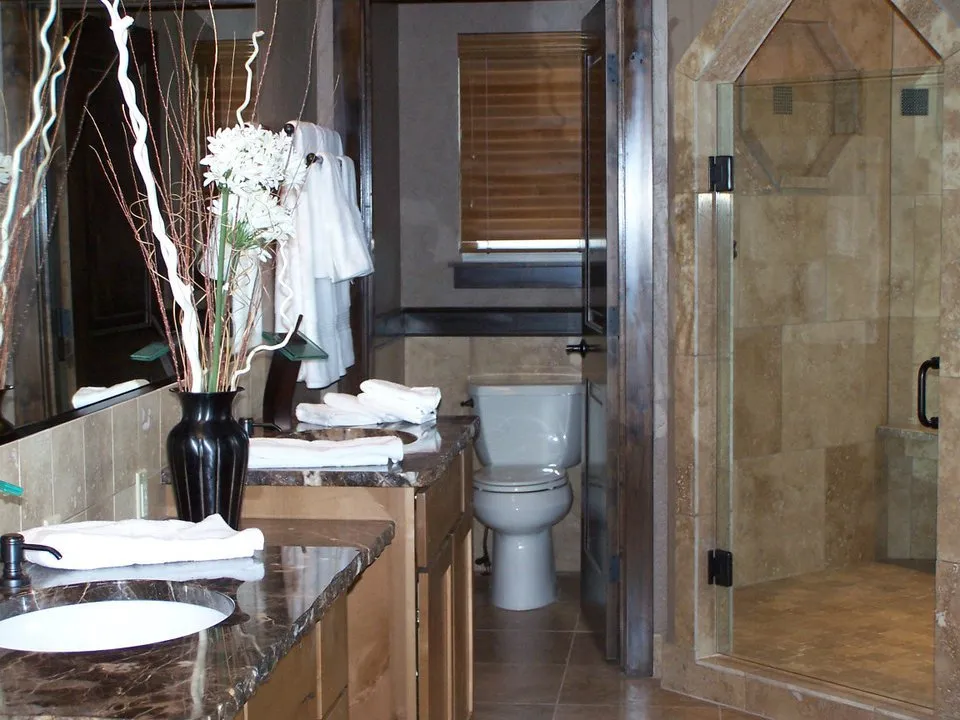 Slide of Lakeside Custom Plumbing