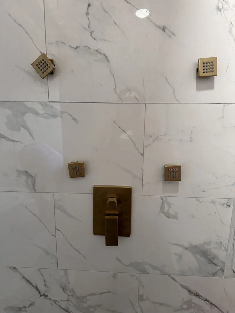 Slide of LaLas Plumbing